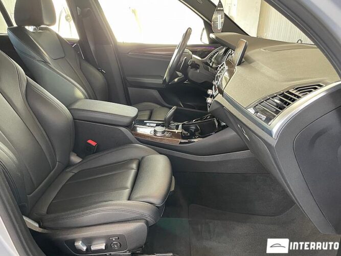 BMW X3 3.0i 51 interauto-car