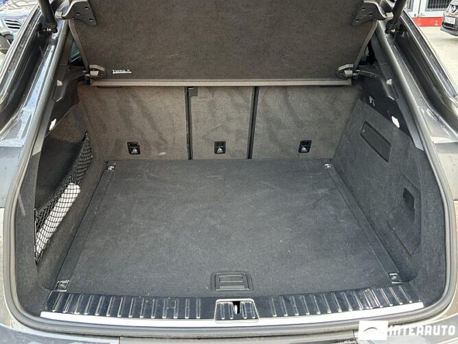 Porsche Cayenne Coupe 56 interauto-car