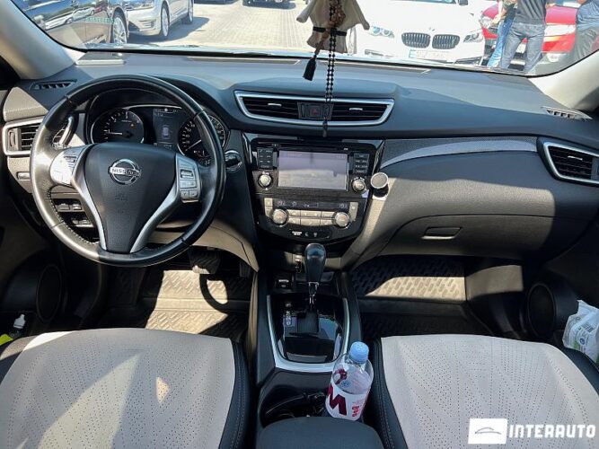 Nissan X-Trail 36 interauto-car