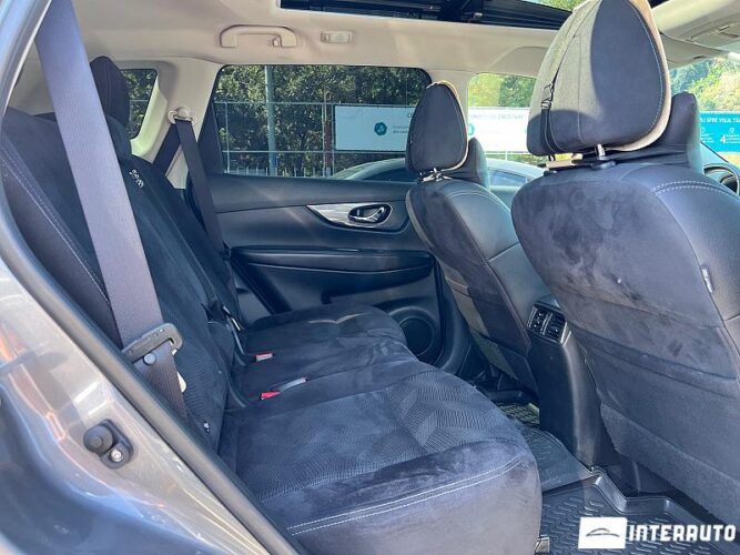 Nissan X-Trail 45 interauto-car