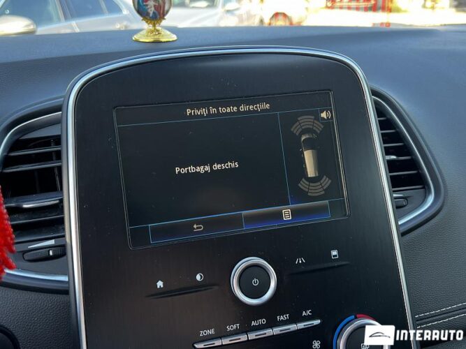 Renault Grand Scenic 38 interauto-car