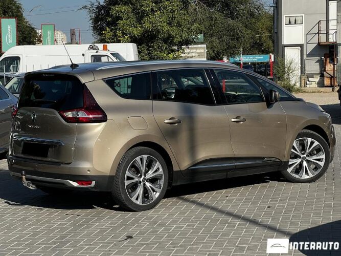 Renault Grand Scenic 30 interauto-car