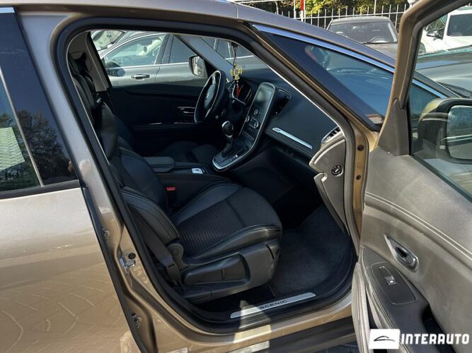 Renault Grand Scenic 33 interauto-car