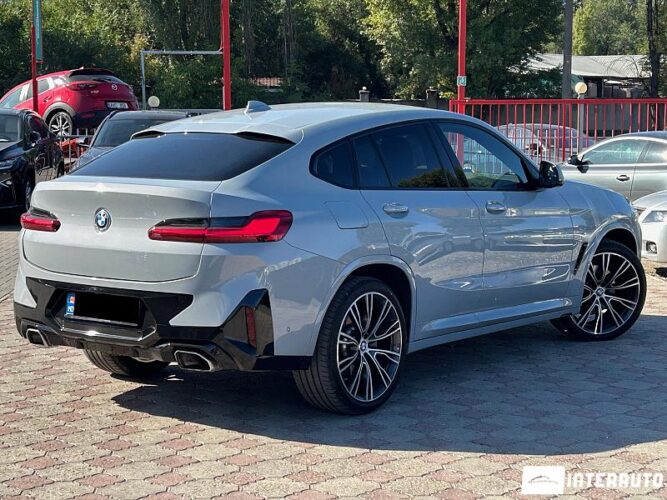 BMW X4 3.0D 31 interauto-car