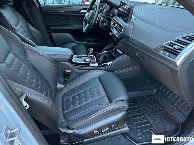 BMW X4 3.0D 42 interauto-car