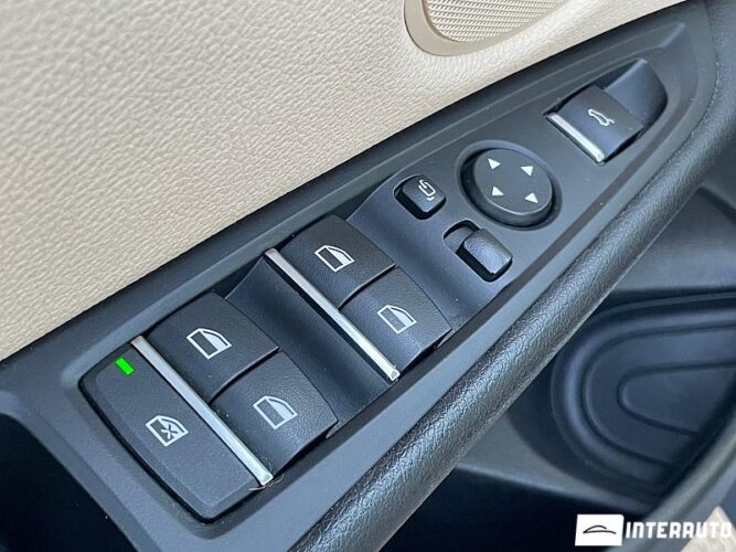 BMW X5 4.0e 37 interauto-car