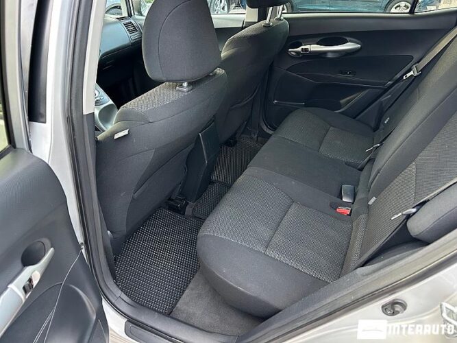Toyota Auris 45 interauto-car