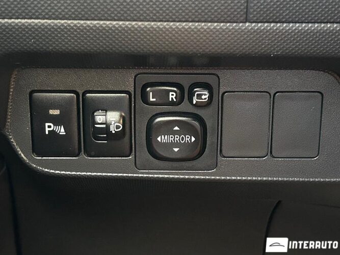 Toyota Auris 37 interauto-car