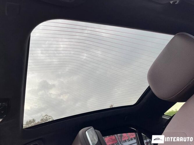 BMW M760e 42 interauto-car