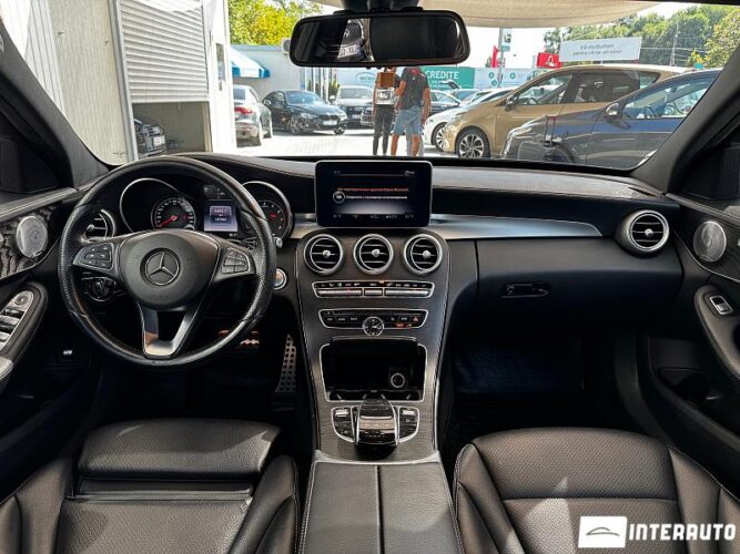 Mercedes C 300 4MATIC 38 interauto-car