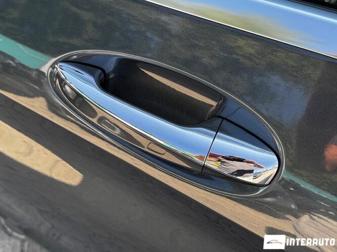 Mercedes C 300 4MATIC 48 interauto-car