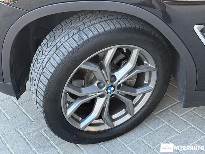 BMW X3 2.0D 48 interauto-car