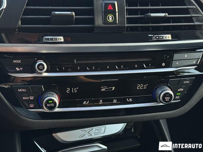 BMW X3 2.0D 42 interauto-car