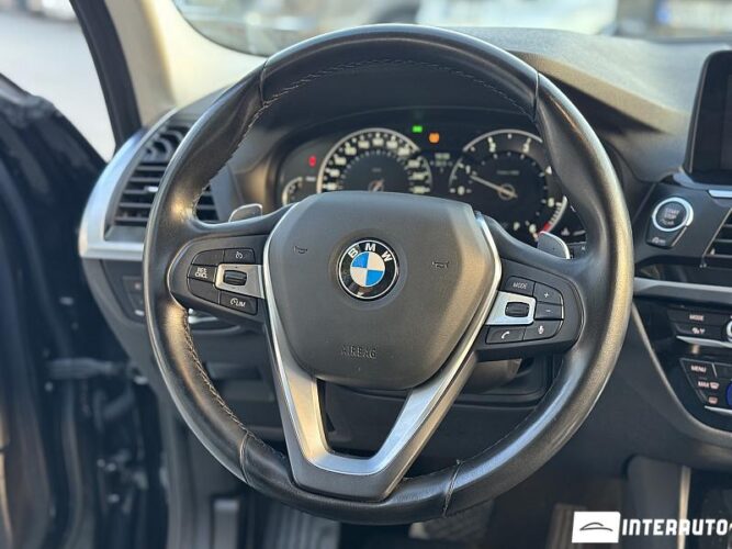 BMW X3 2.0D 38 interauto-car