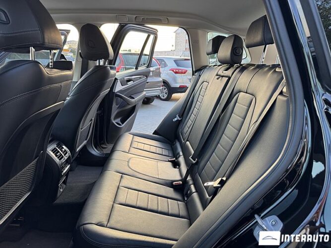 BMW X3 2.0D 44 interauto-car