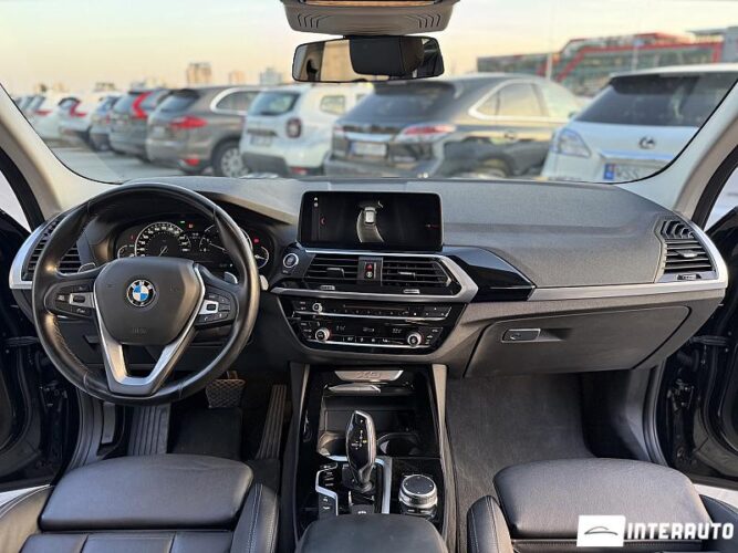 BMW X3 2.0D 37 interauto-car