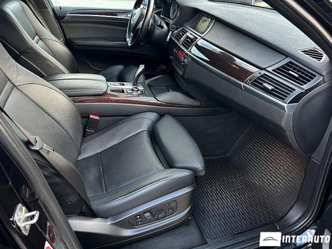 BMW X6 4.0D 44 interauto-car