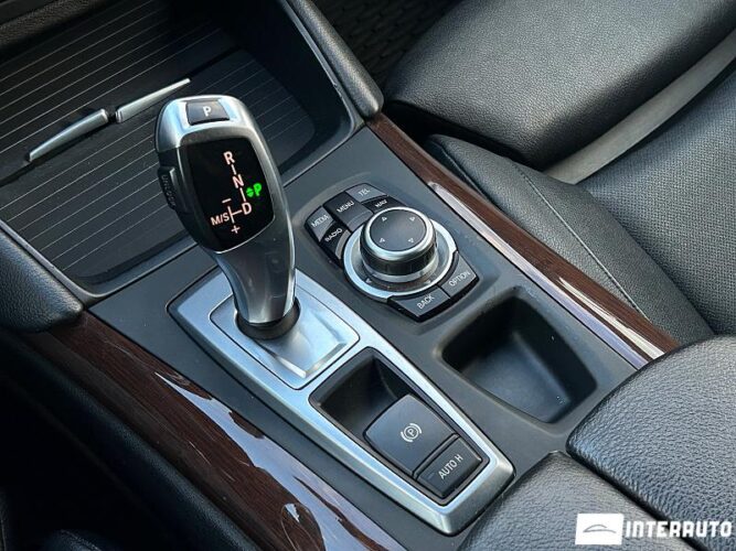 BMW X6 4.0D 43 interauto-car