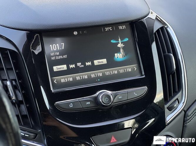 Chevrolet Cruze 38 interauto-car