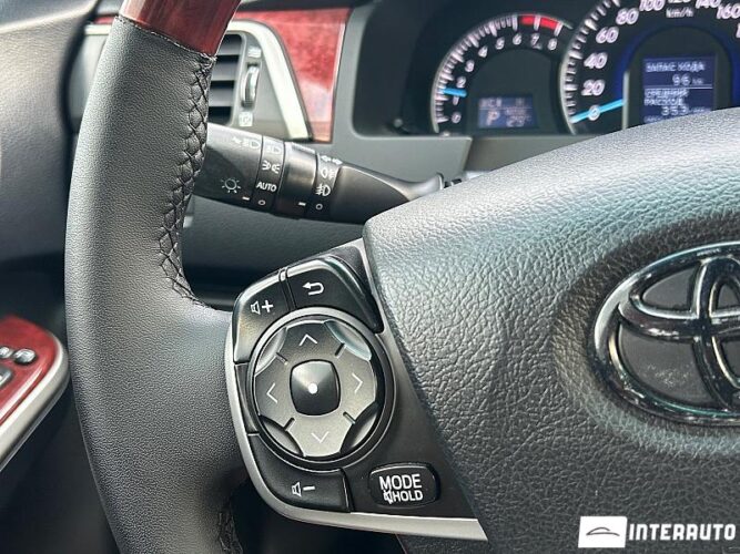 Toyota Camry 36 interauto-car