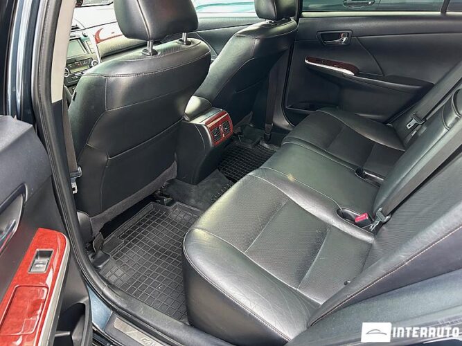 Toyota Camry 43 interauto-car