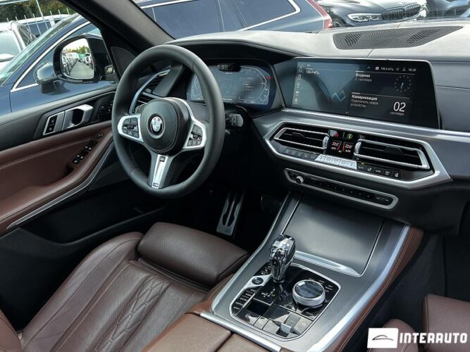 BMW X5 4.5e 38 interauto-car