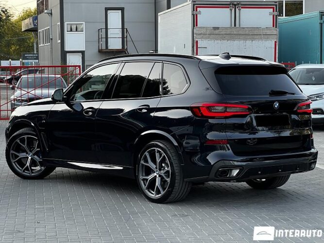 BMW X5 4.5e 37 interauto-car