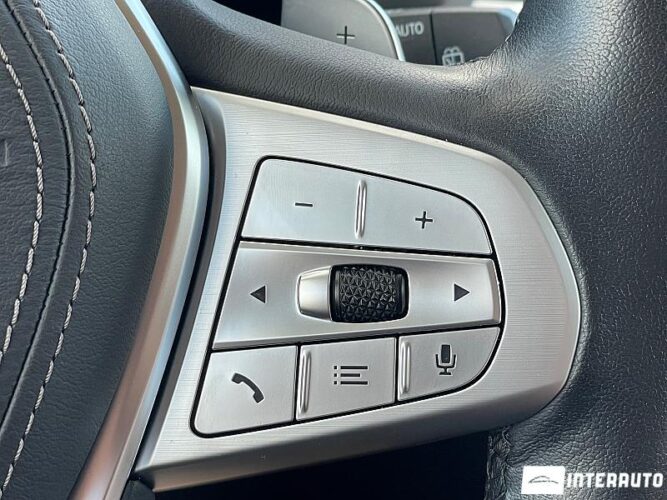 BMW X7 4.0i 44 interauto-car