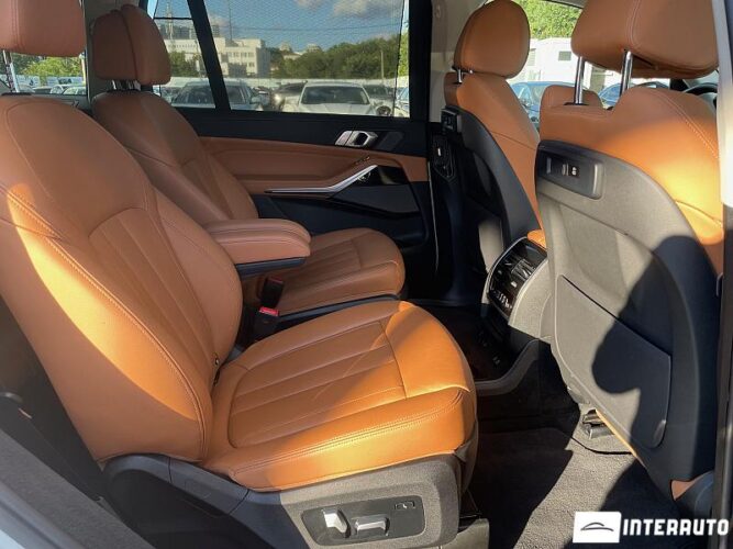 BMW X7 4.0i 55 interauto-car