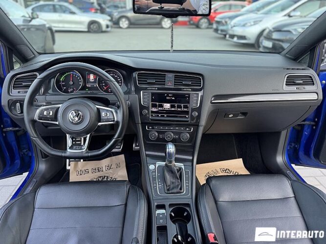 Volkswagen Golf GTE 39 interauto-car