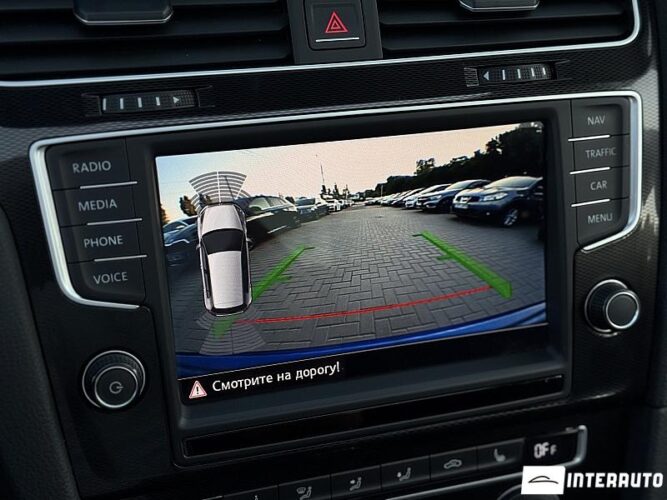 Volkswagen Golf GTE 42 interauto-car