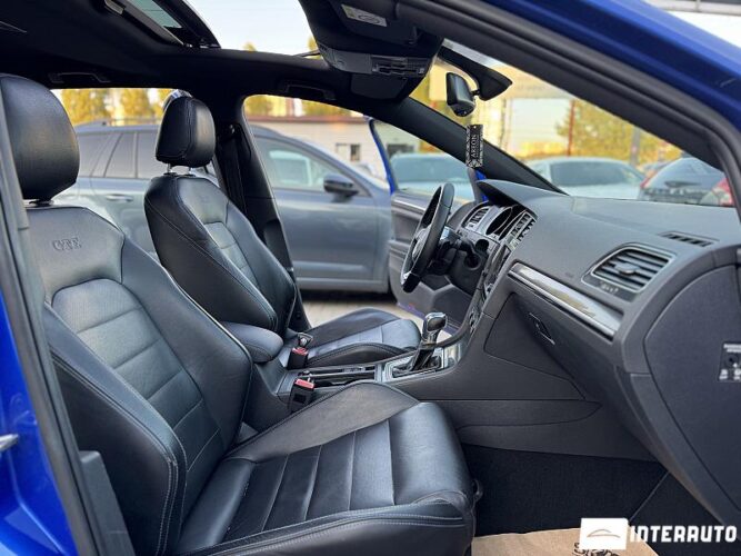 Volkswagen Golf GTE 45 interauto-car