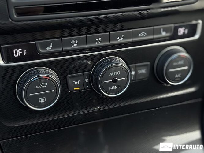 Volkswagen Golf GTE 43 interauto-car