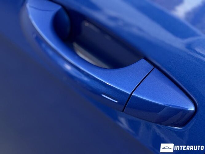 Volkswagen Golf GTE 34 interauto-car