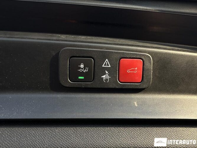 Peugeot 5008 54 interauto-car