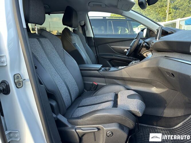 Peugeot 5008 48 interauto-car