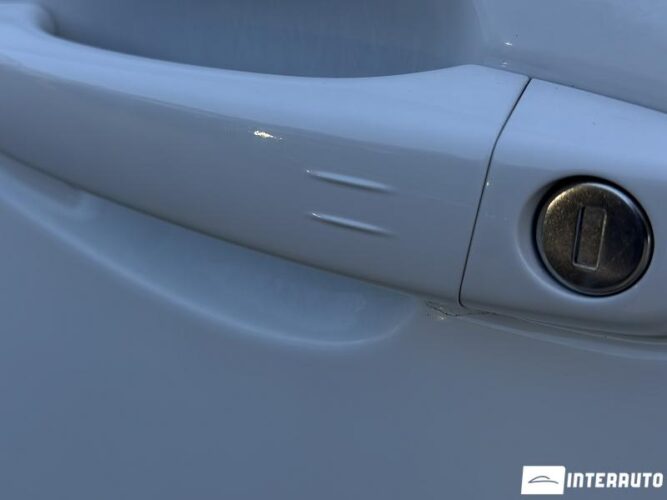 Peugeot 5008 38 interauto-car