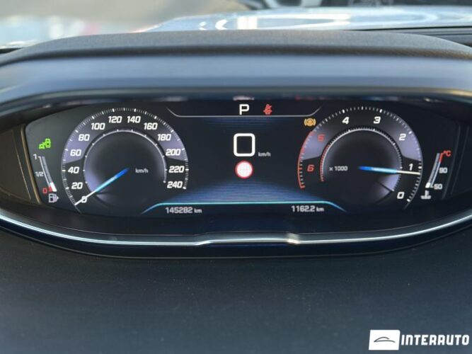 Peugeot 5008 43 interauto-car