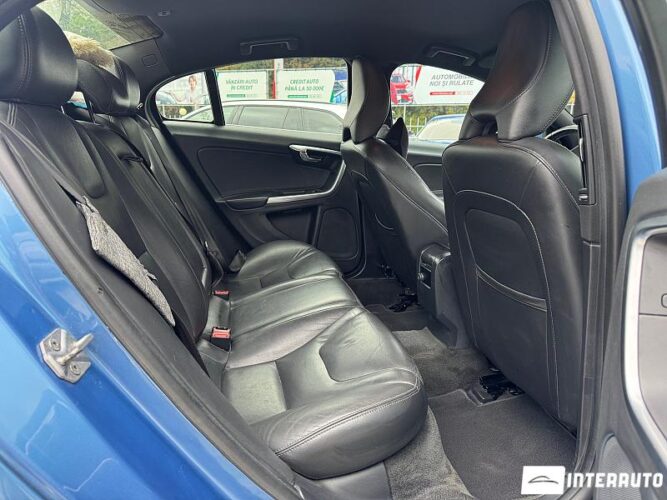 Volvo S 60 39 interauto-car