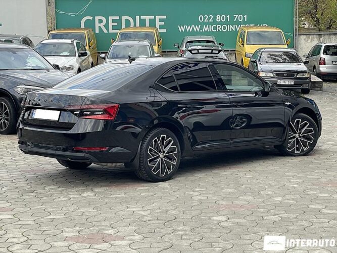 Skoda Superb 36 interauto-car