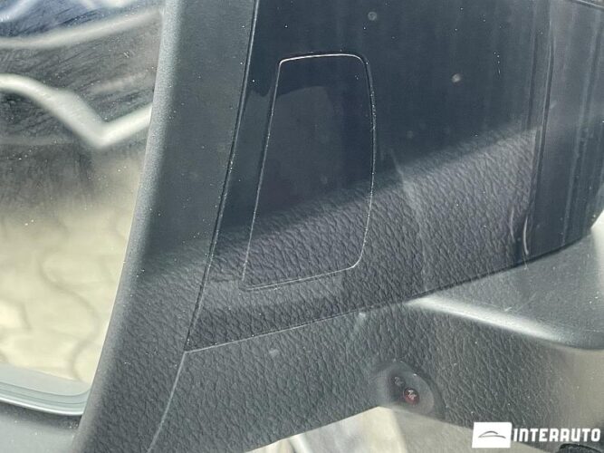 Skoda Superb 38 interauto-car