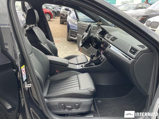 Skoda Superb 54 interauto-car