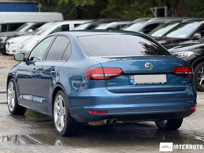 Volkswagen Jetta 31 interauto-car