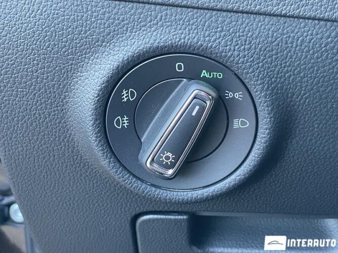 Skoda Superb 46 interauto-car