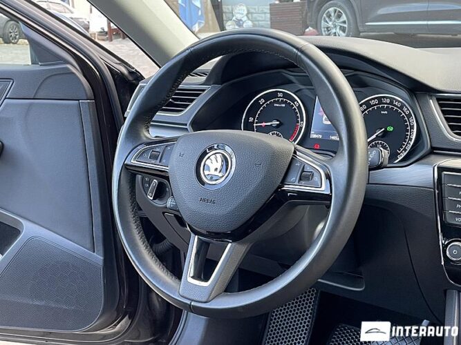 Skoda Superb 47 interauto-car