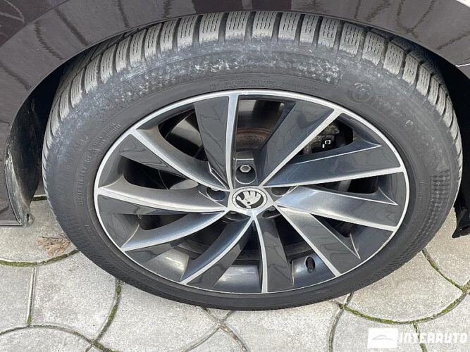 Skoda Superb 61 interauto-car