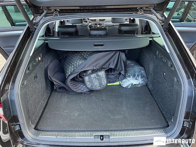 Skoda Superb 59 interauto-car