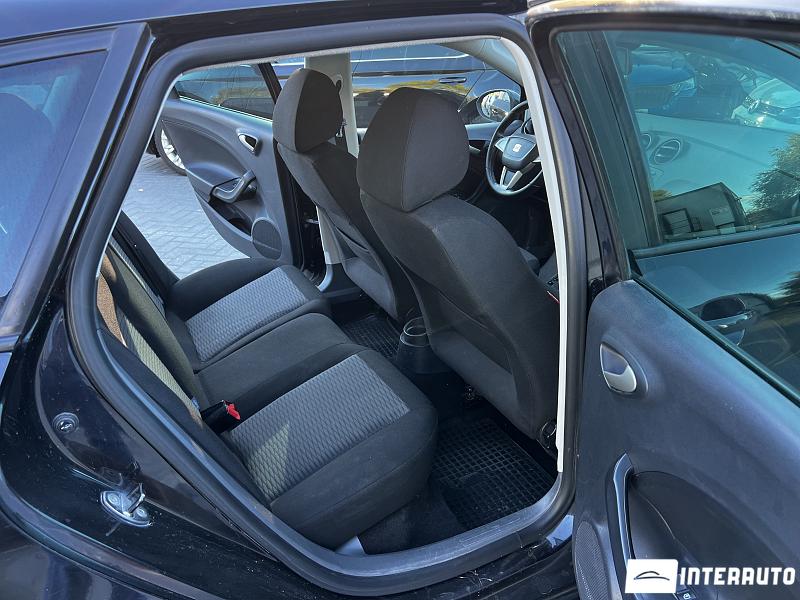 Seat Ibiza 22 automobil-interauto