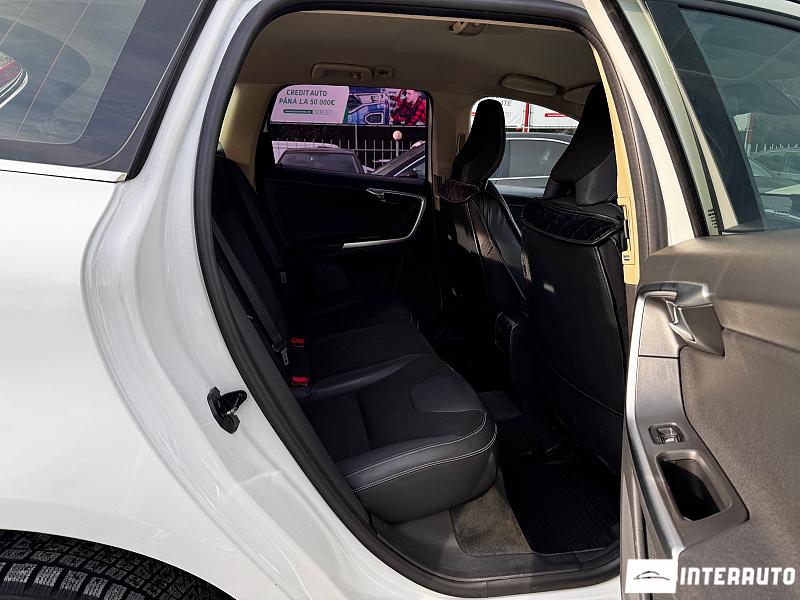 Volvo XC 60 24 automobil-interauto