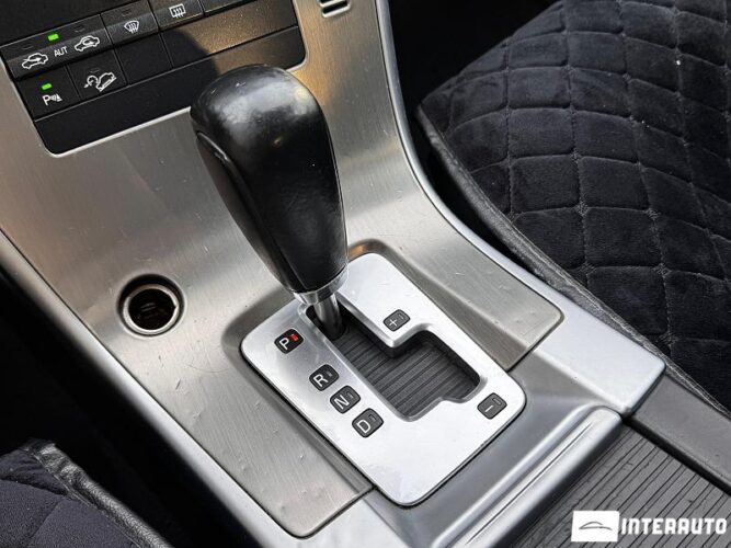 Volvo XC 60 37 interauto-car